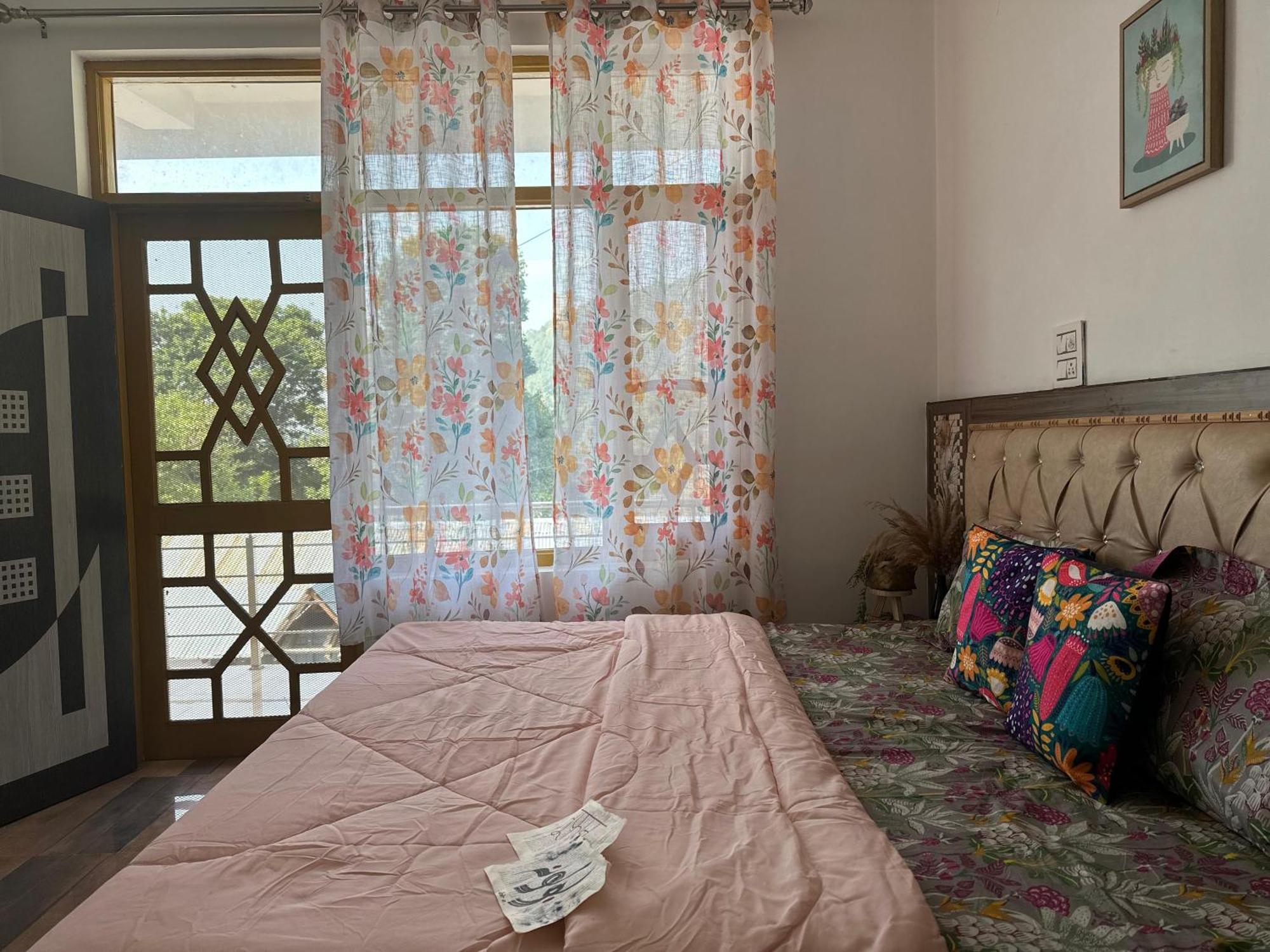 La Casa By Cosmic Kriya Hostel Bīr Εξωτερικό φωτογραφία
